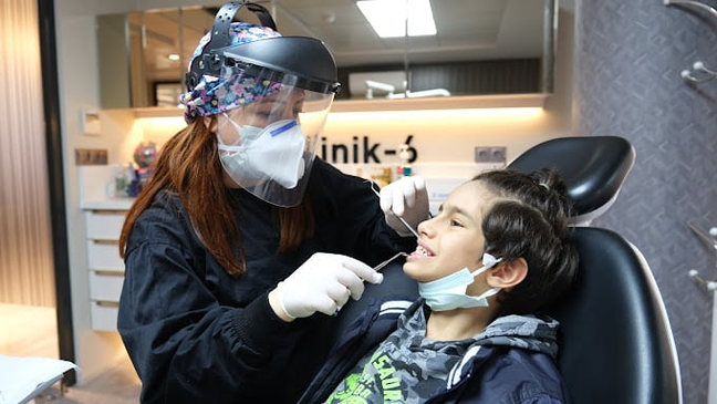 Slider image (8) Ballipinar Dental Centre